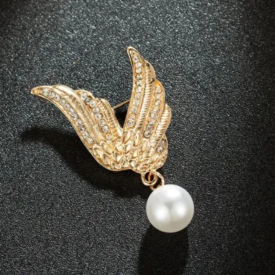 Shinny Rhinestone Wing Pearl Brooch Pin